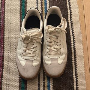 Stylish Cream Women's Sneakers